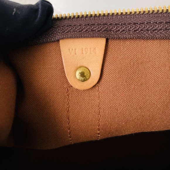 LOUIS VUITTON BANDOULIERE 60 COMES WITH LOUIS VUITTON LARGE BOX! - Picture 4 of 14